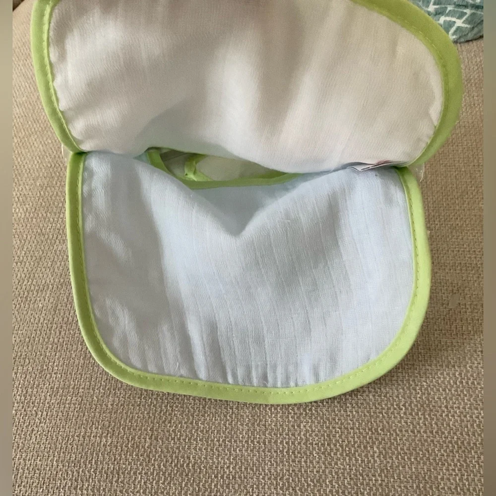 Kyle & Deena Bibs 3 PK